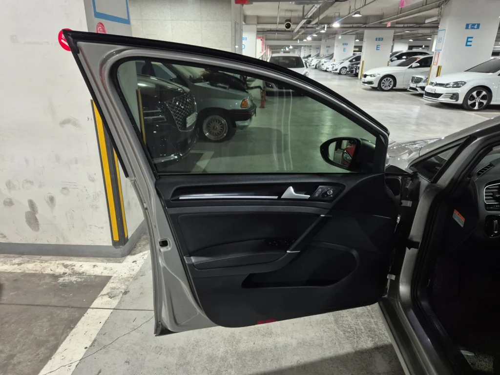 Volkswagen Golf 7th Gen 2.0 TDI Premium