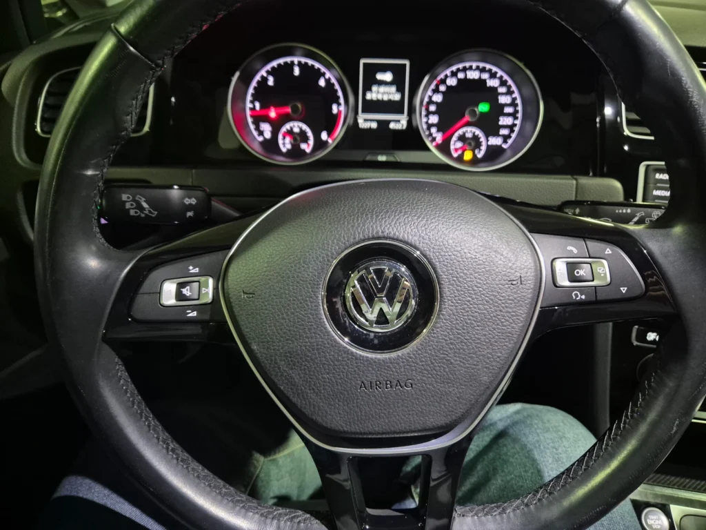 Volkswagen Golf 7th Gen 2.0 TDI Premium