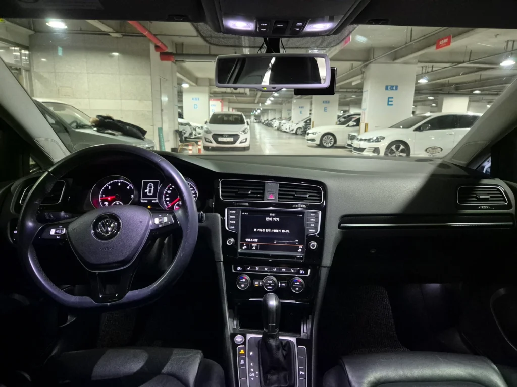 Volkswagen Golf 7th Gen 2.0 TDI Premium