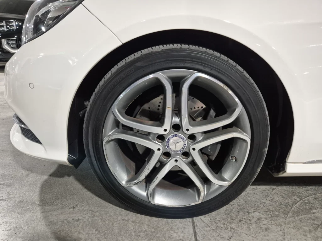 Benz E-Class W212 E250 BlueTEC 4MATIC Avantgarde