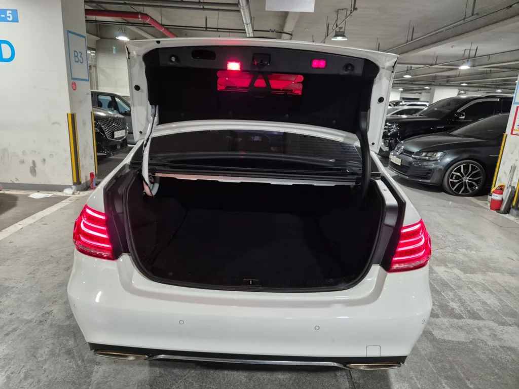 Benz E-Class W212 E250 BlueTEC 4MATIC Avantgarde