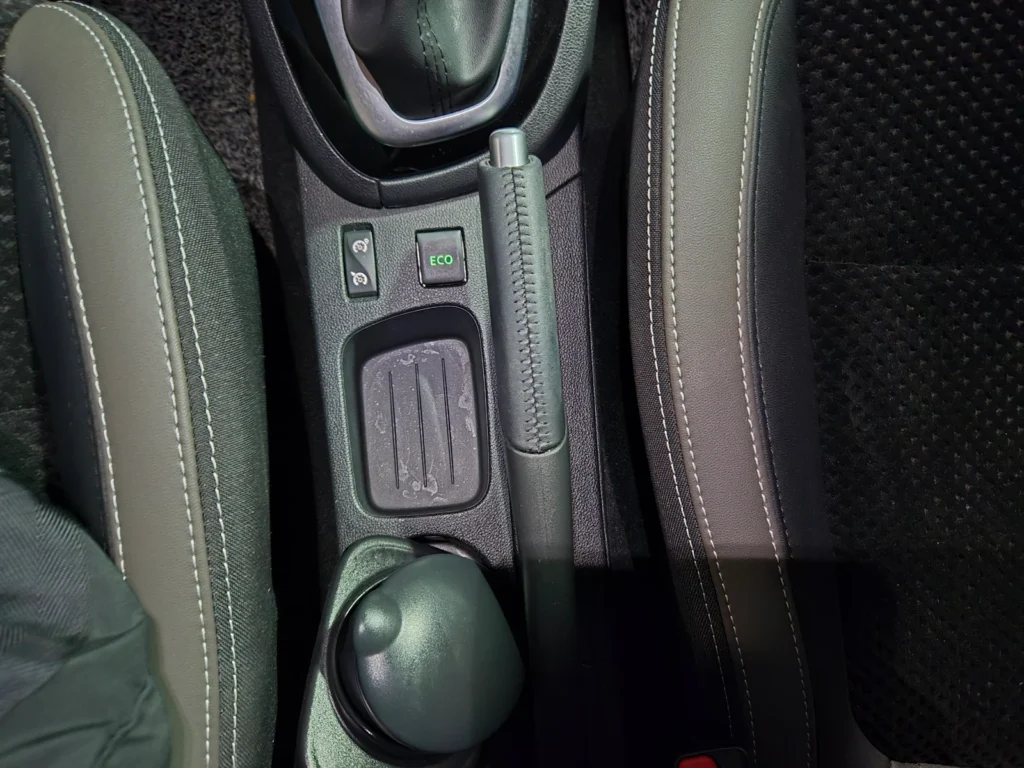 Renault-KoreaSamsung Clio Intens