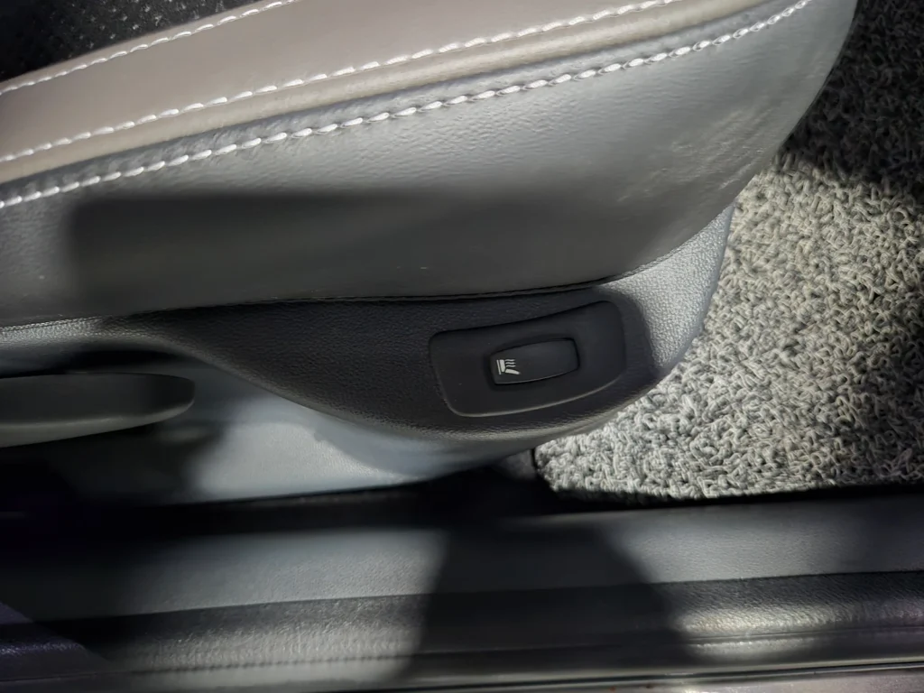 Renault-KoreaSamsung Clio Intens