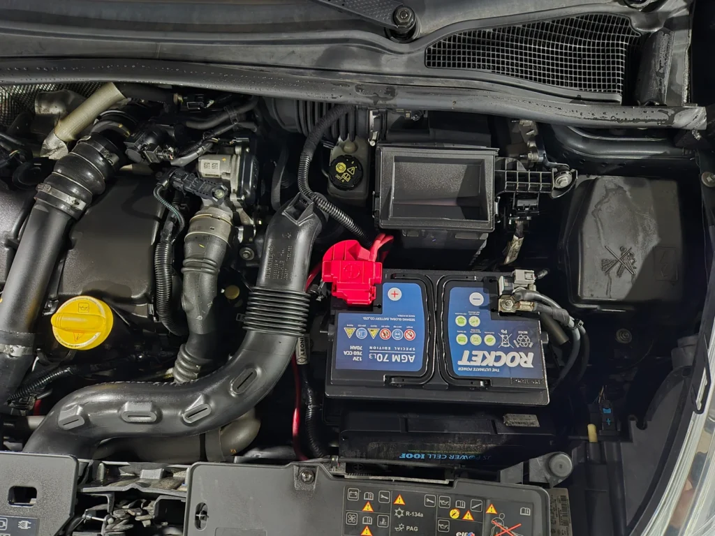 Renault-KoreaSamsung Clio Intens