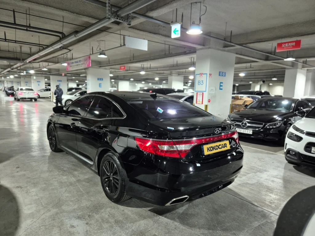 Hyundai Grandeur HG 2.4 Modern Collection