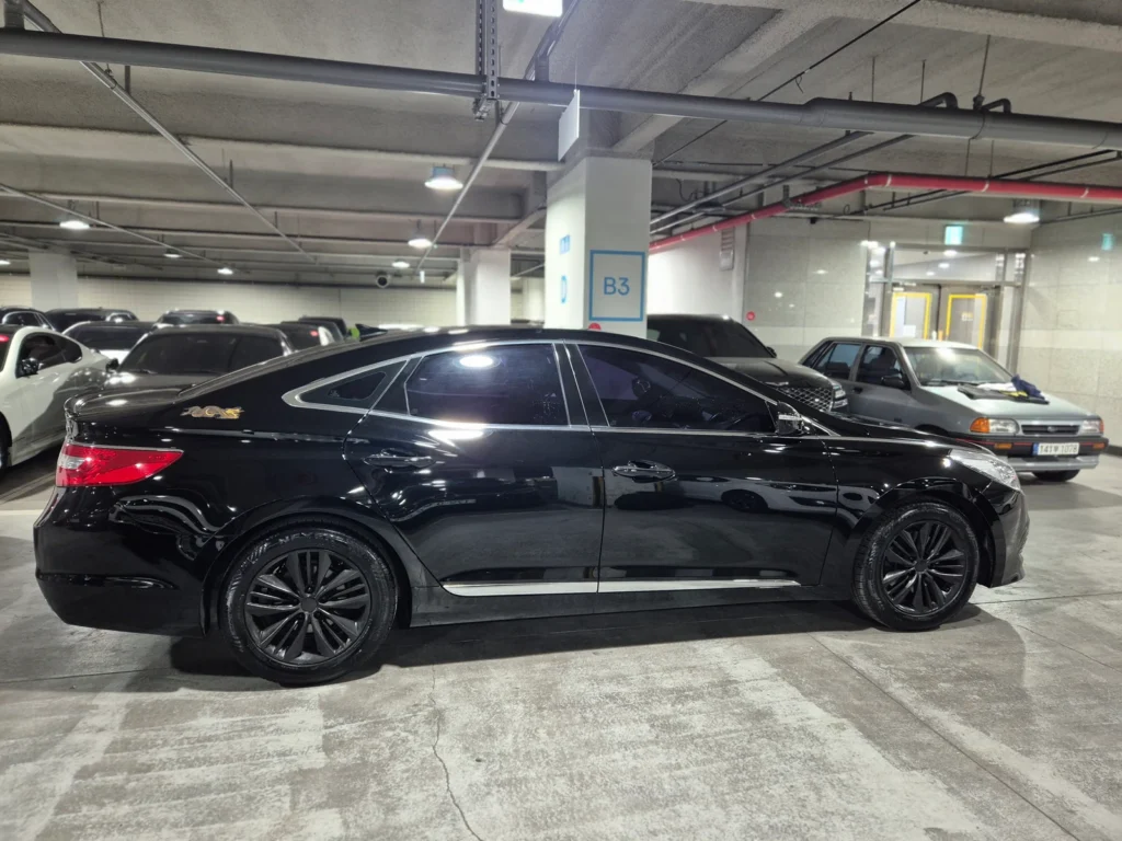 Hyundai Grandeur HG 2.4 Modern Collection