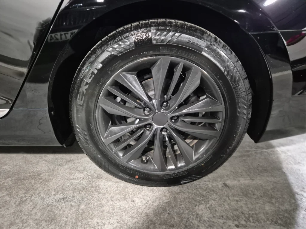 Hyundai Grandeur HG 2.4 Modern Collection