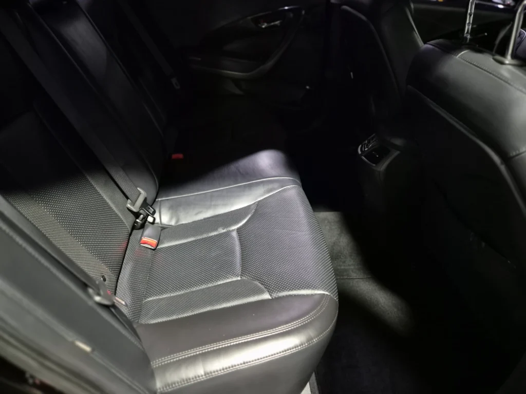 Hyundai Grandeur HG 2.4 Modern Collection