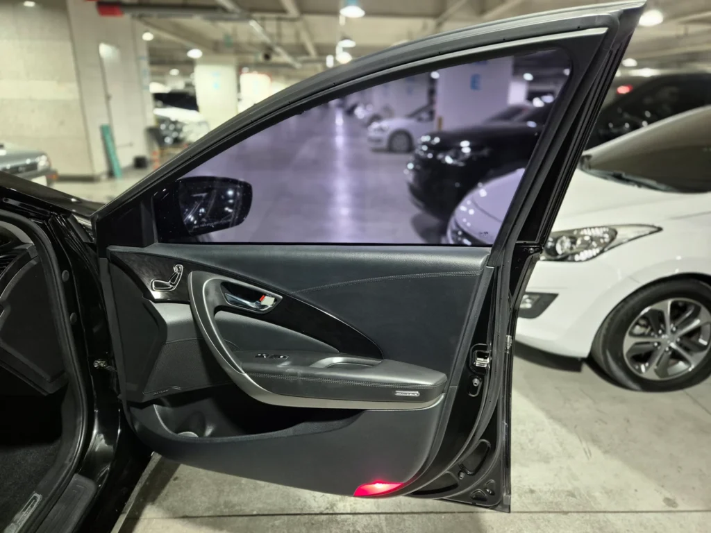 Hyundai Grandeur HG 2.4 Modern Collection