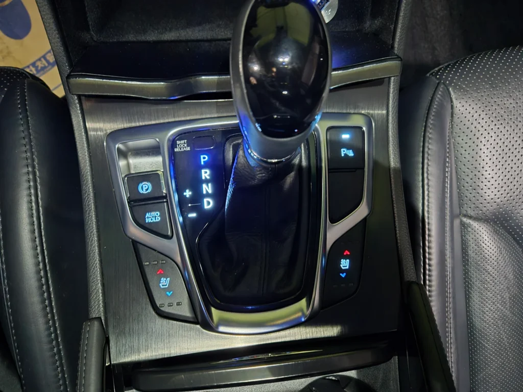 Hyundai Grandeur HG 2.4 Modern Collection