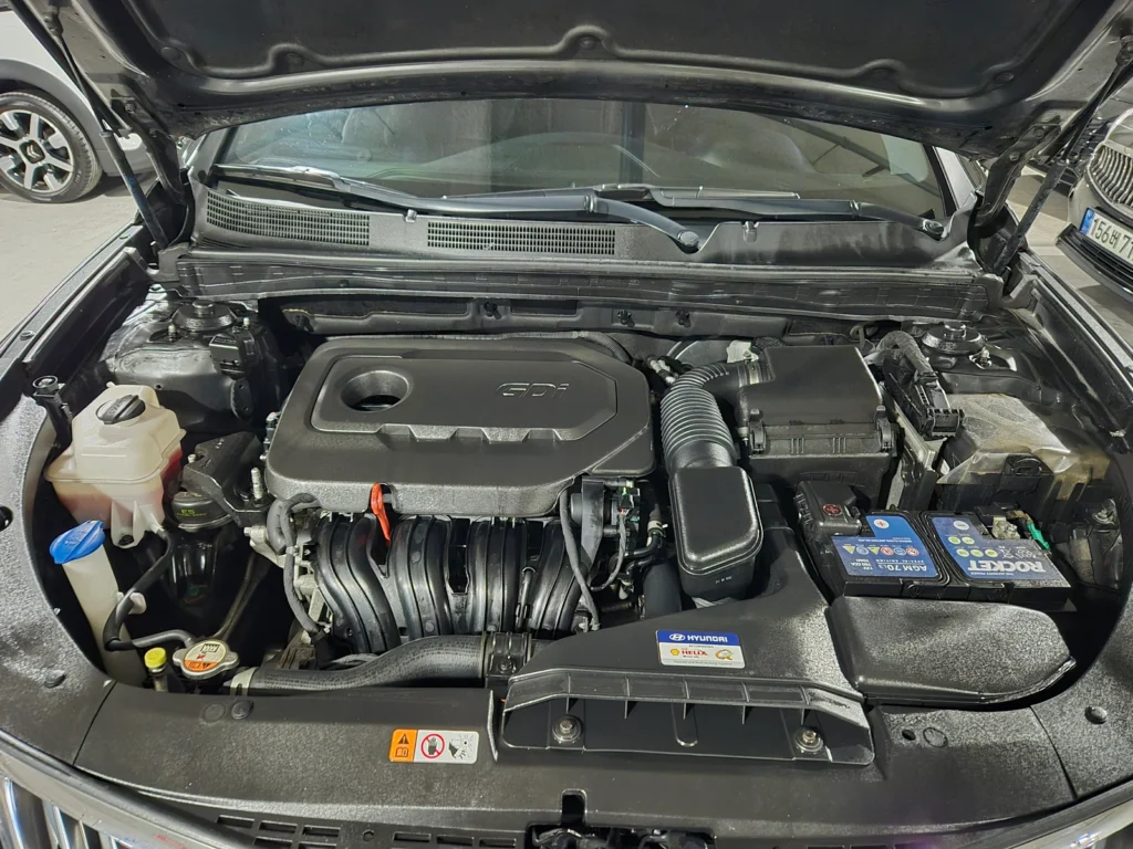 Hyundai Grandeur HG 2.4 Modern Collection