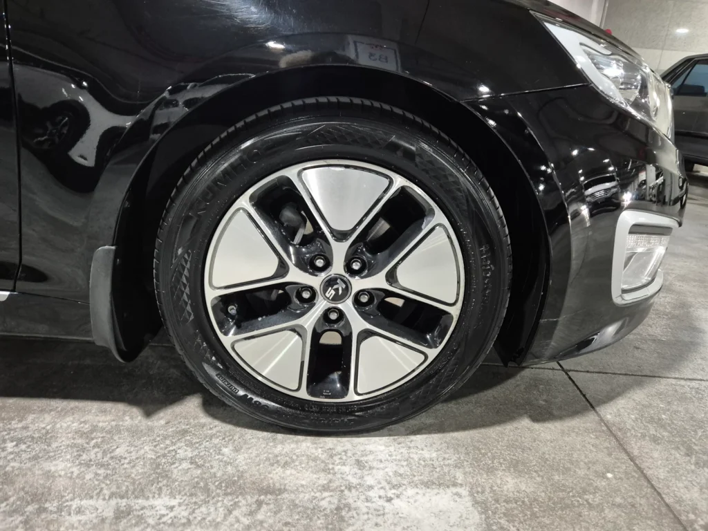 Kia K5 Hybrid Noblesse