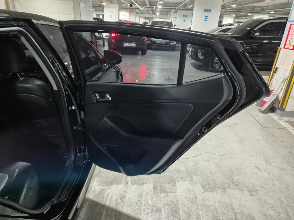 Kia K5 Hybrid Noblesse