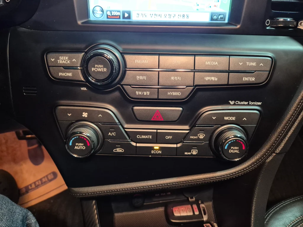 Kia K5 Hybrid Noblesse