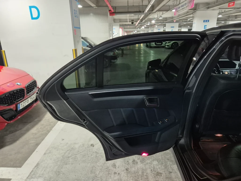 Benz E-Class W212 E220 BlueTEC Avantgarde