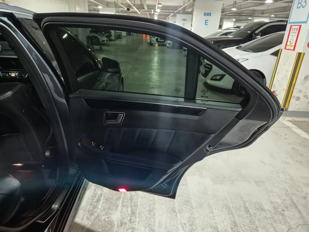 Benz E-Class W212 E220 BlueTEC Avantgarde