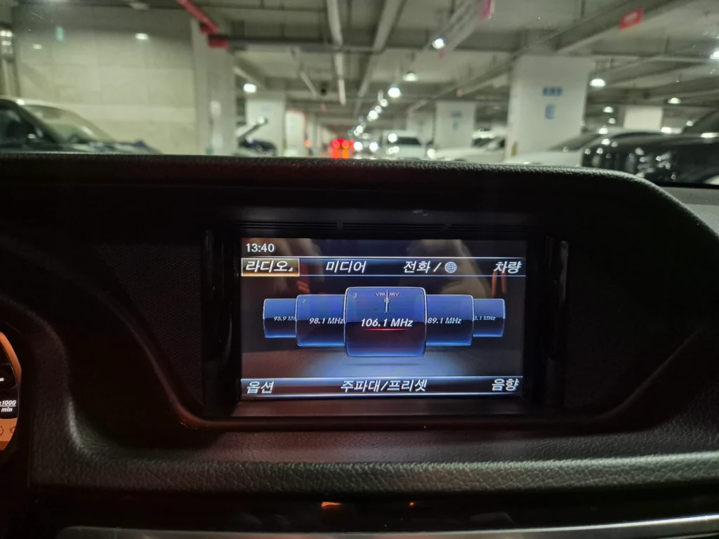 Benz E-Class W212 E220 BlueTEC Avantgarde