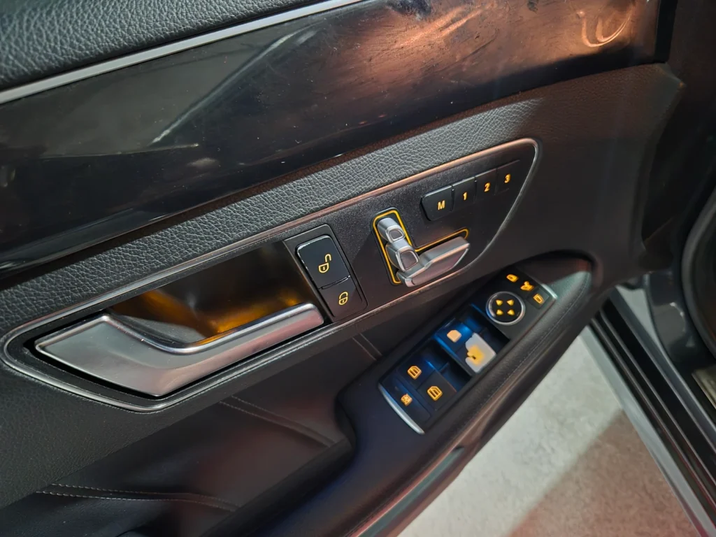 Benz E-Class W212 E220 BlueTEC Avantgarde