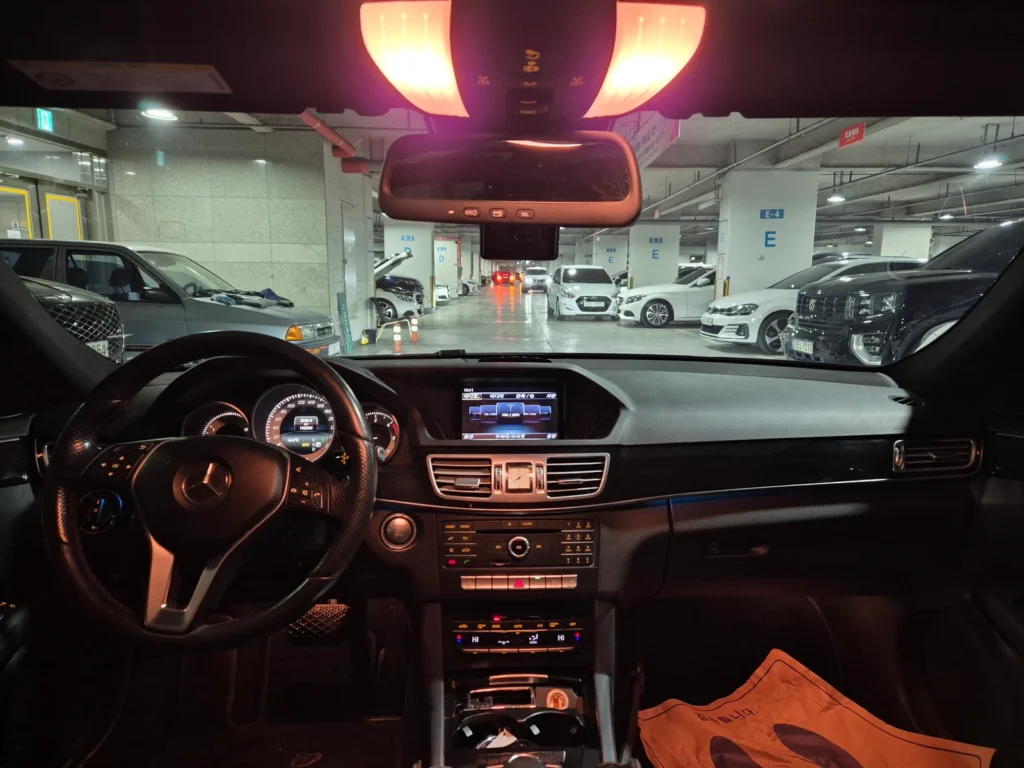 Benz E-Class W212 E220 BlueTEC Avantgarde