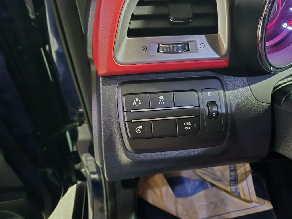 KG_Mobility_Ssangyong Tivoli LX 2WD