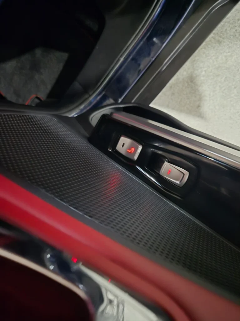 KG_Mobility_Ssangyong Tivoli LX 2WD