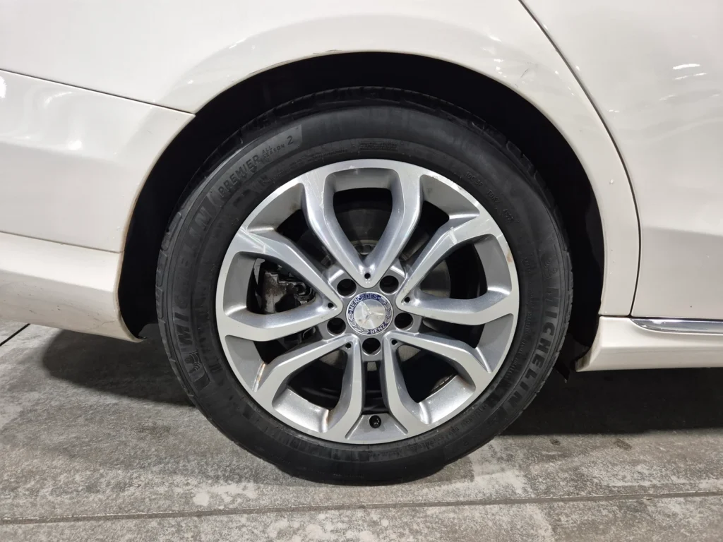 Benz C-Class W205 C220 d Avantgarde