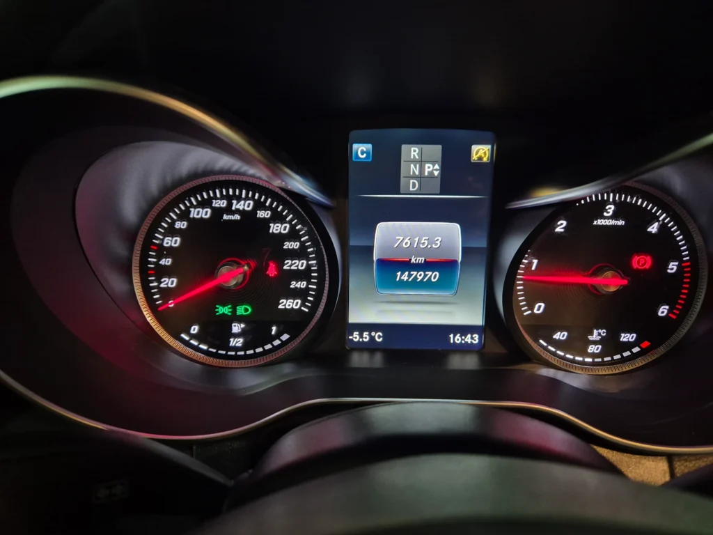 Benz C-Class W205 C220 d Avantgarde