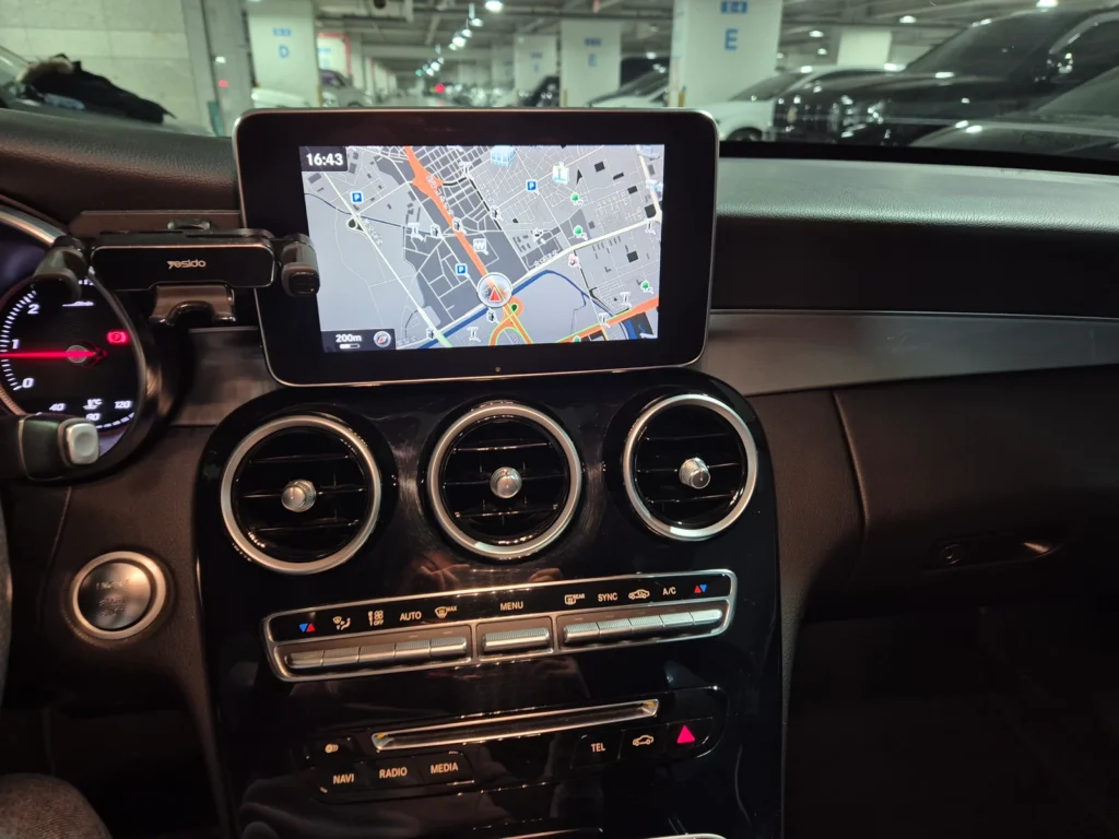 Benz C-Class W205 C220 d Avantgarde