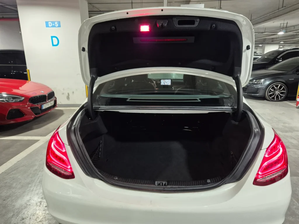 Benz C-Class W205 C220 d Avantgarde