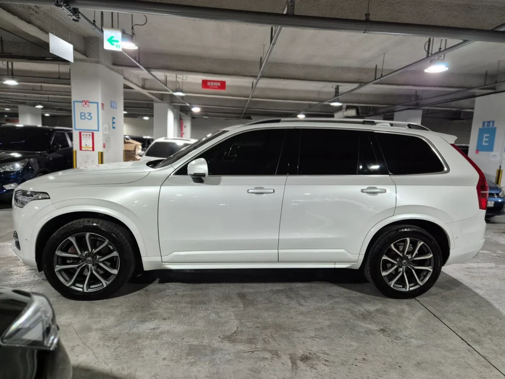 Volvo XC90 2nd generation D5 Momentum