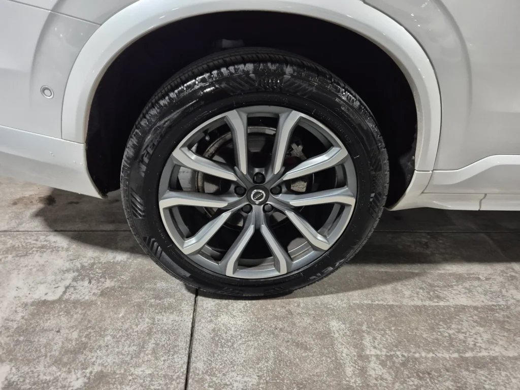 Volvo XC90 2nd generation D5 Momentum