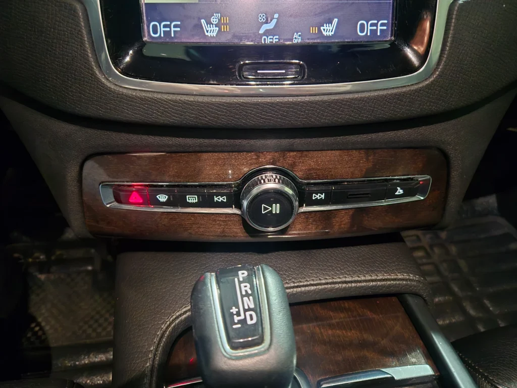 Volvo XC90 2nd generation D5 Momentum