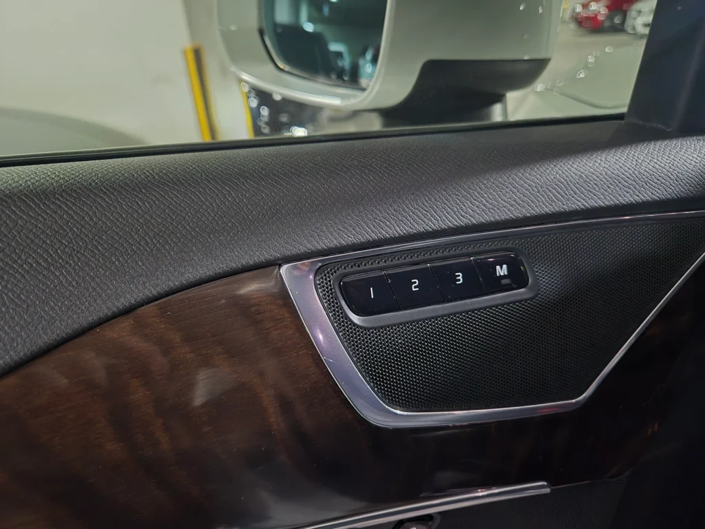 Volvo XC90 2nd generation D5 Momentum