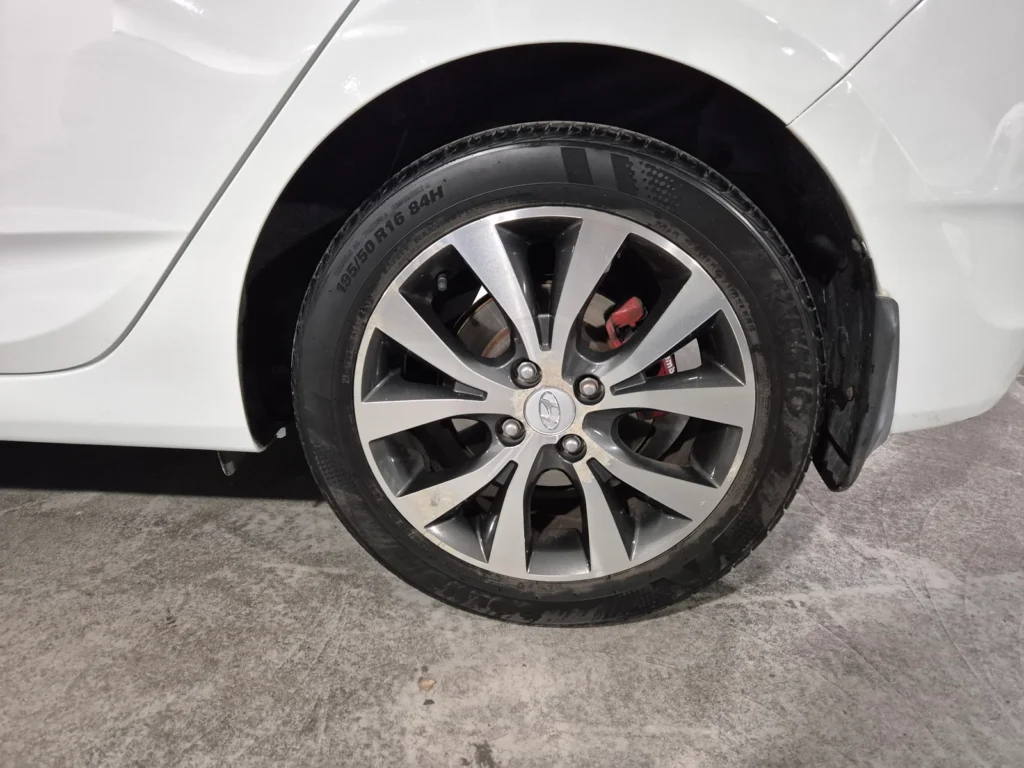 Hyundai Accent (new) 1.6 Diesel VGT Premium