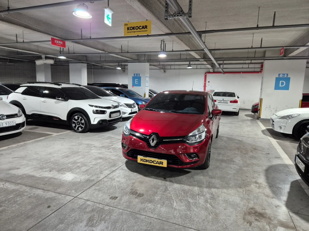 Renault-KoreaSamsung Clio Intens