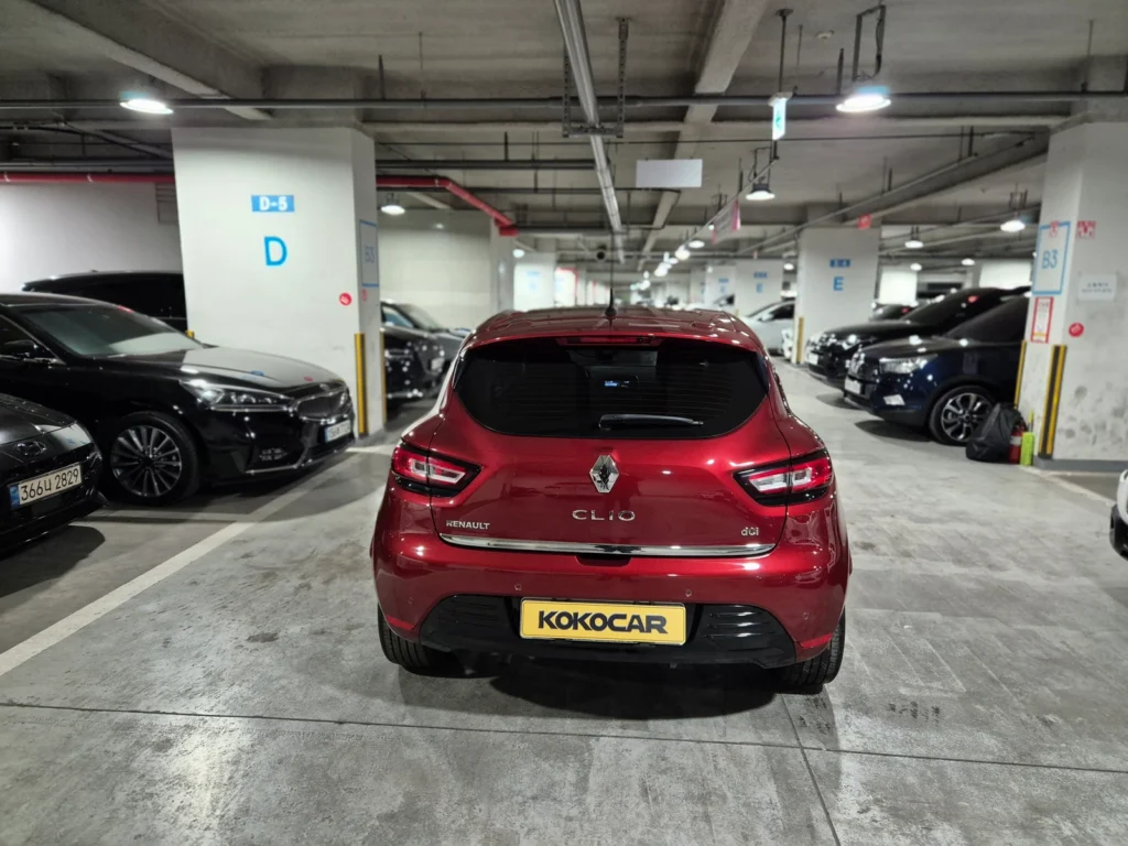 Renault-KoreaSamsung Clio Intens