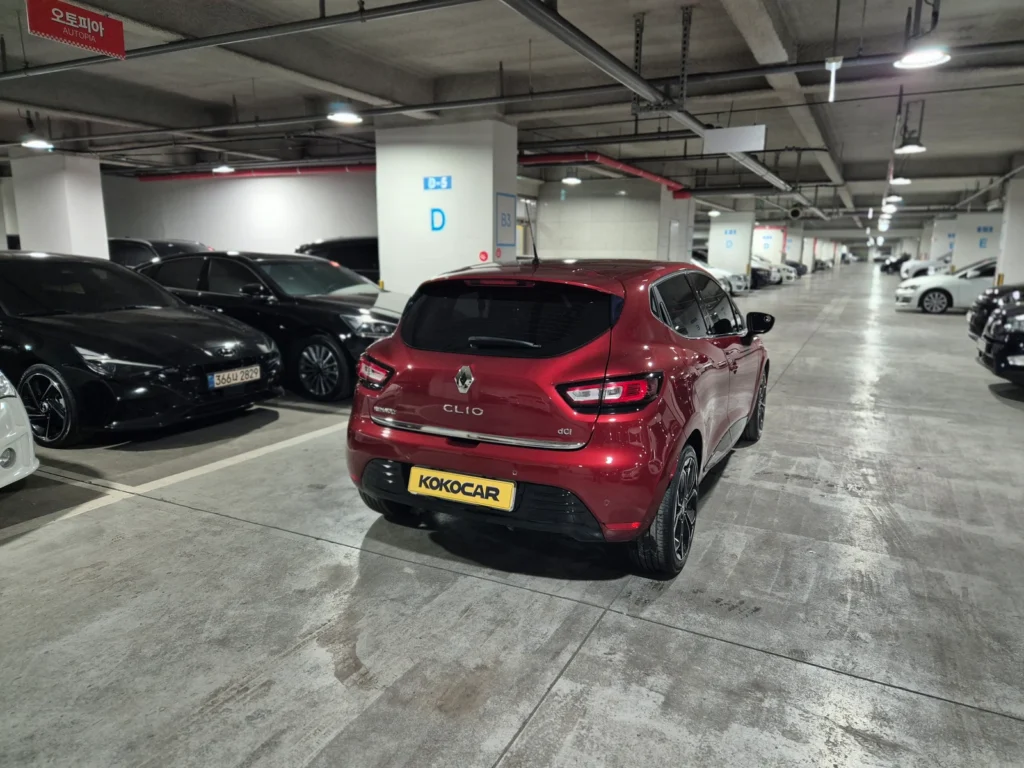 Renault-KoreaSamsung Clio Intens