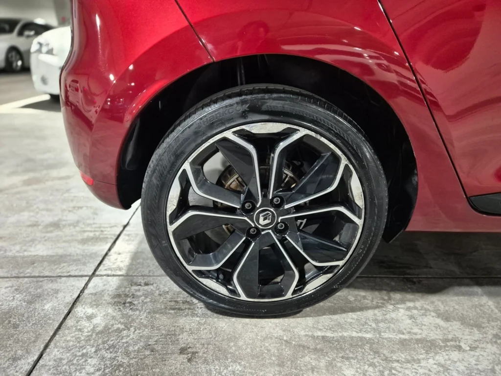 Renault-KoreaSamsung Clio Intens