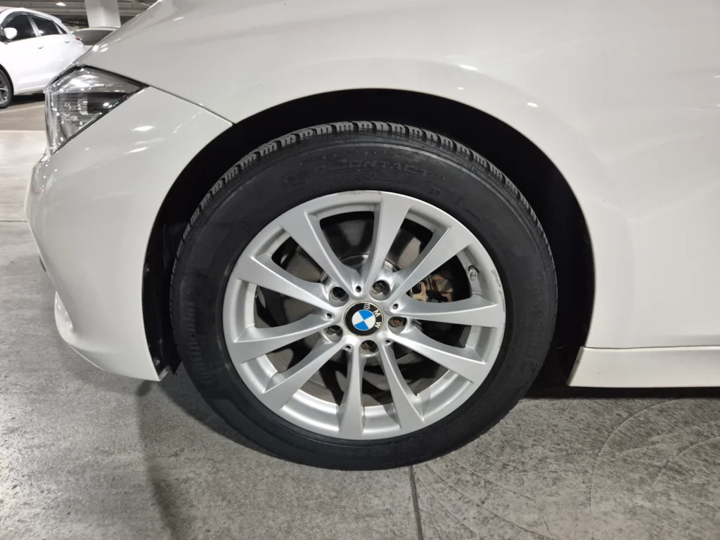 BMW 3 Series (F30) 320d