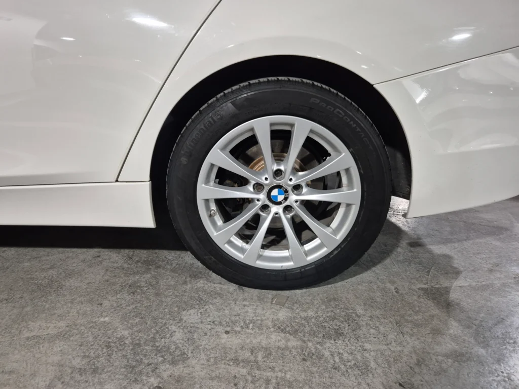BMW 3 Series (F30) 320d