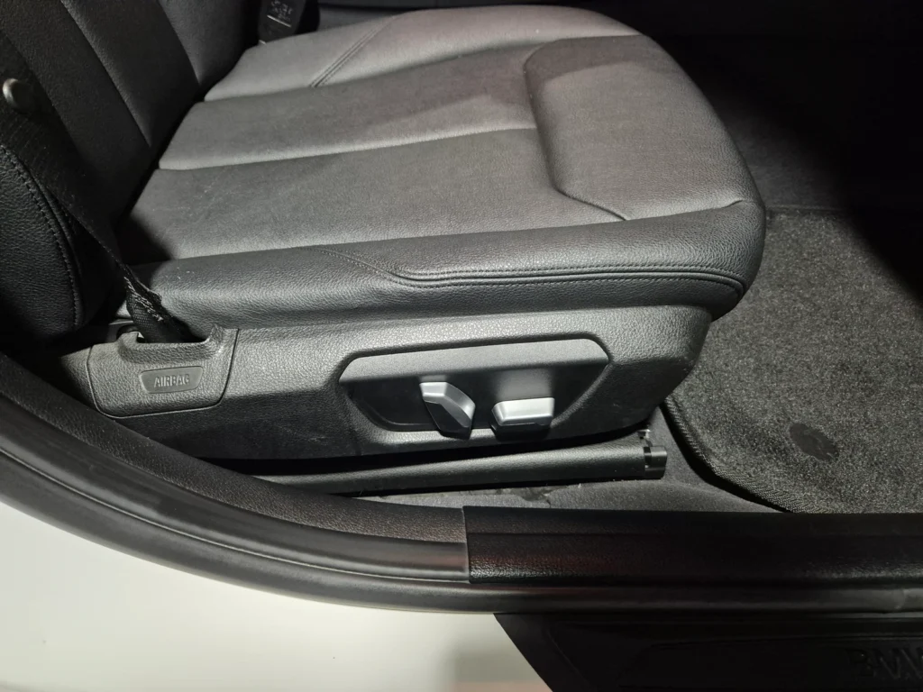 BMW 3 Series (F30) 320d