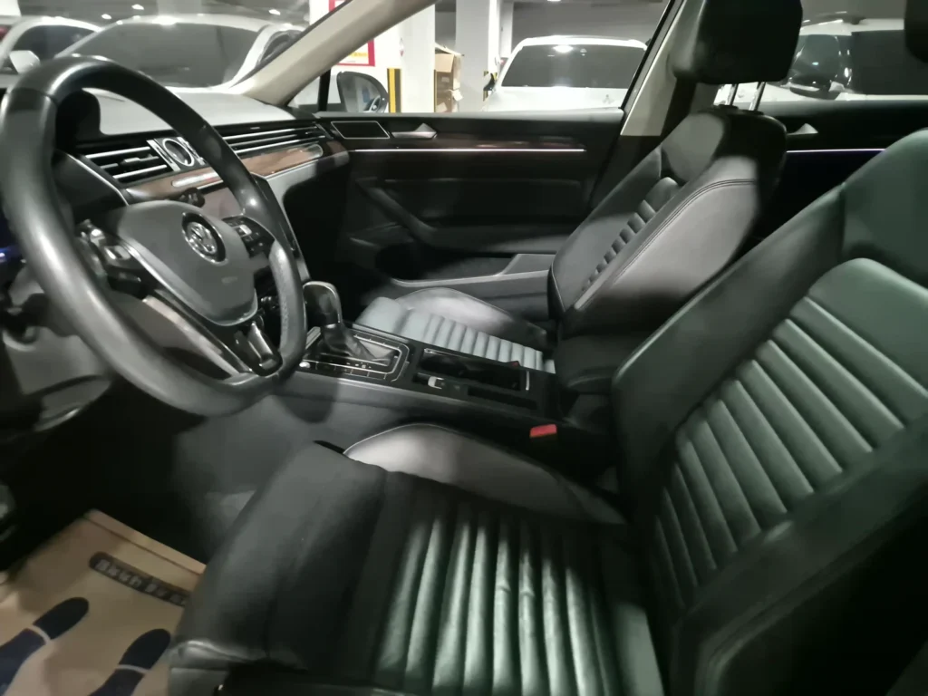 Volkswagen Passat GT (B8) 2.0 TDI Premium