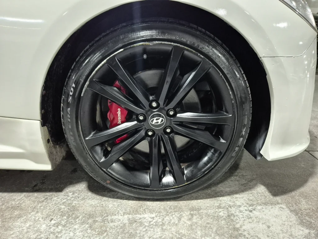 Hyundai Genesis Coupe 2.0 Turbo P