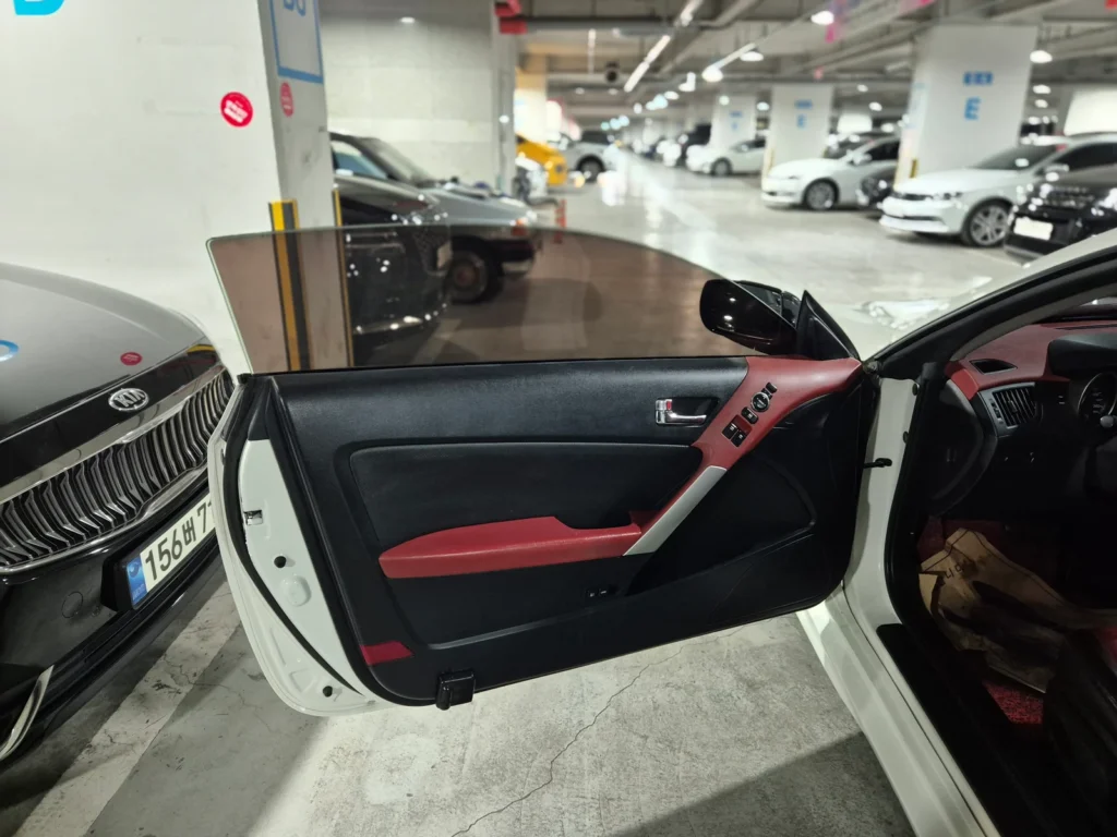 Hyundai Genesis Coupe 2.0 Turbo P