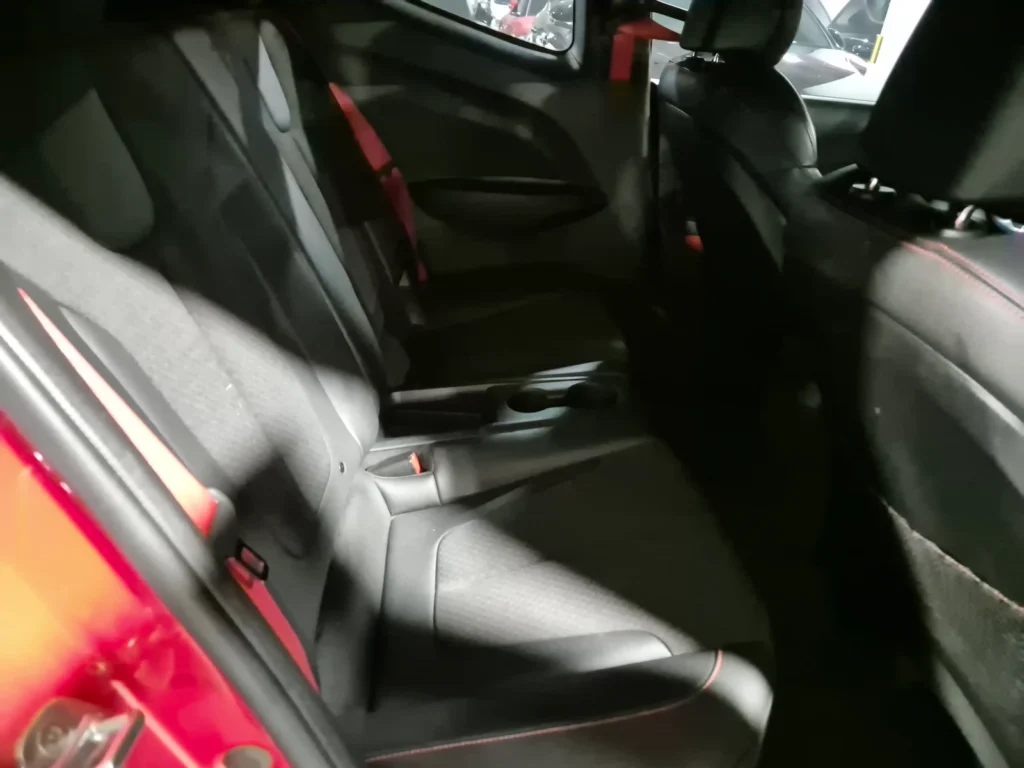 Hyundai Veloster (JS) 1.6 Turbo Sport