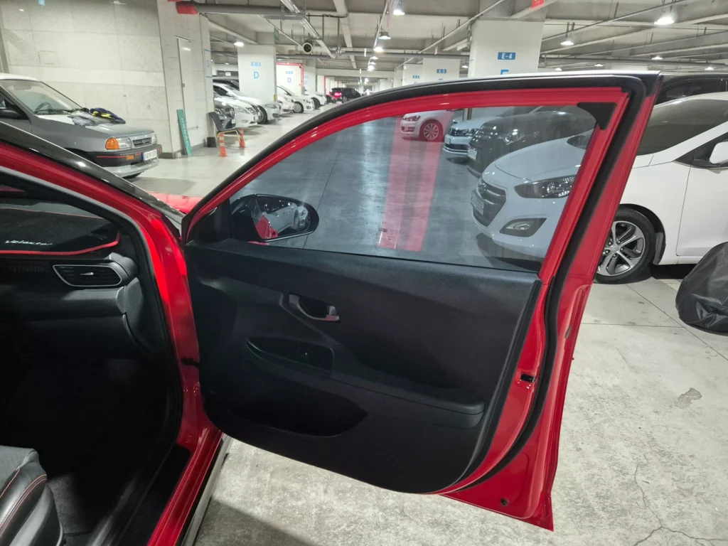 Hyundai Veloster (JS) 1.6 Turbo Sport