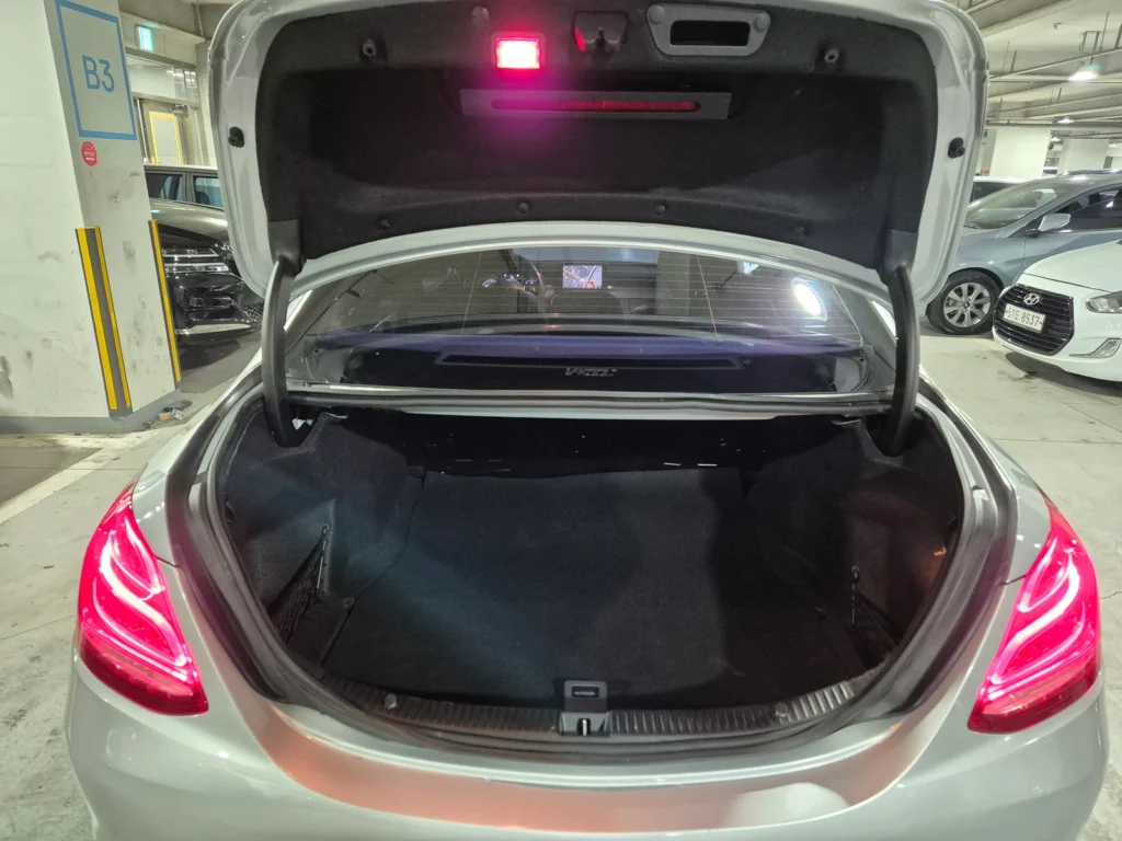 Benz C-Class W205 C220 d Avantgarde