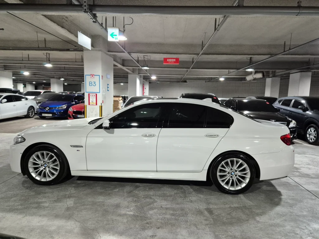 BMW 5 Series (F10) 528i M Aerodynamic