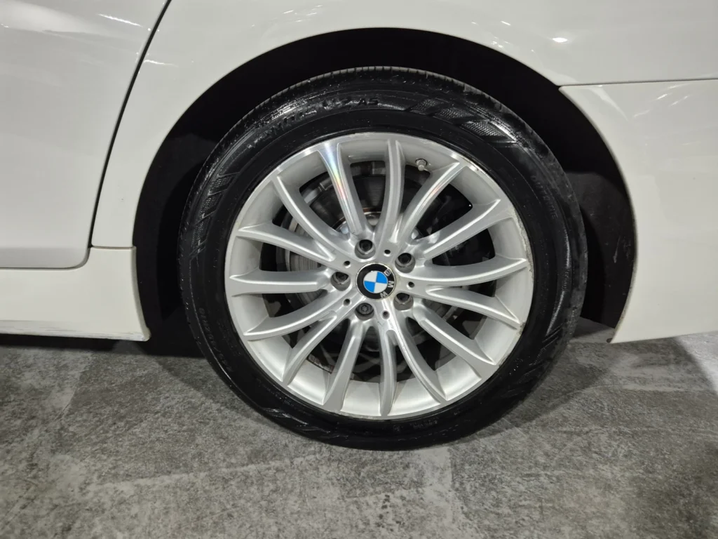 BMW 5 Series (F10) 528i M Aerodynamic