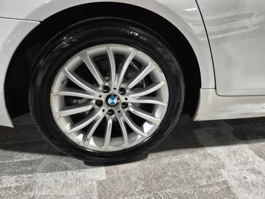 BMW 5 Series (F10) 528i M Aerodynamic